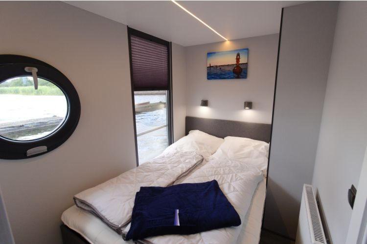 Hausboot Fjord Aries Mit Dachterrasse In Schleswig Exterior foto