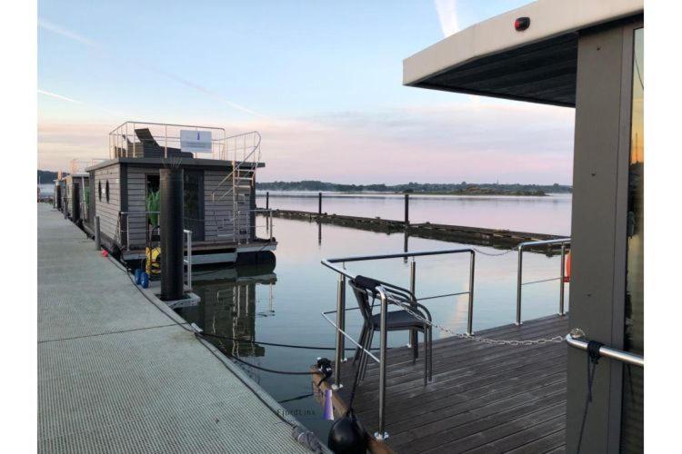 Hausboot Fjord Aries Mit Dachterrasse In Schleswig Exterior foto